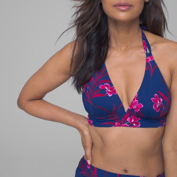 NWT Tommy Bahama Oasis Blossoms Reversible Bikini Top L, Hipster M, and Skirt L - Picture 1 of 7